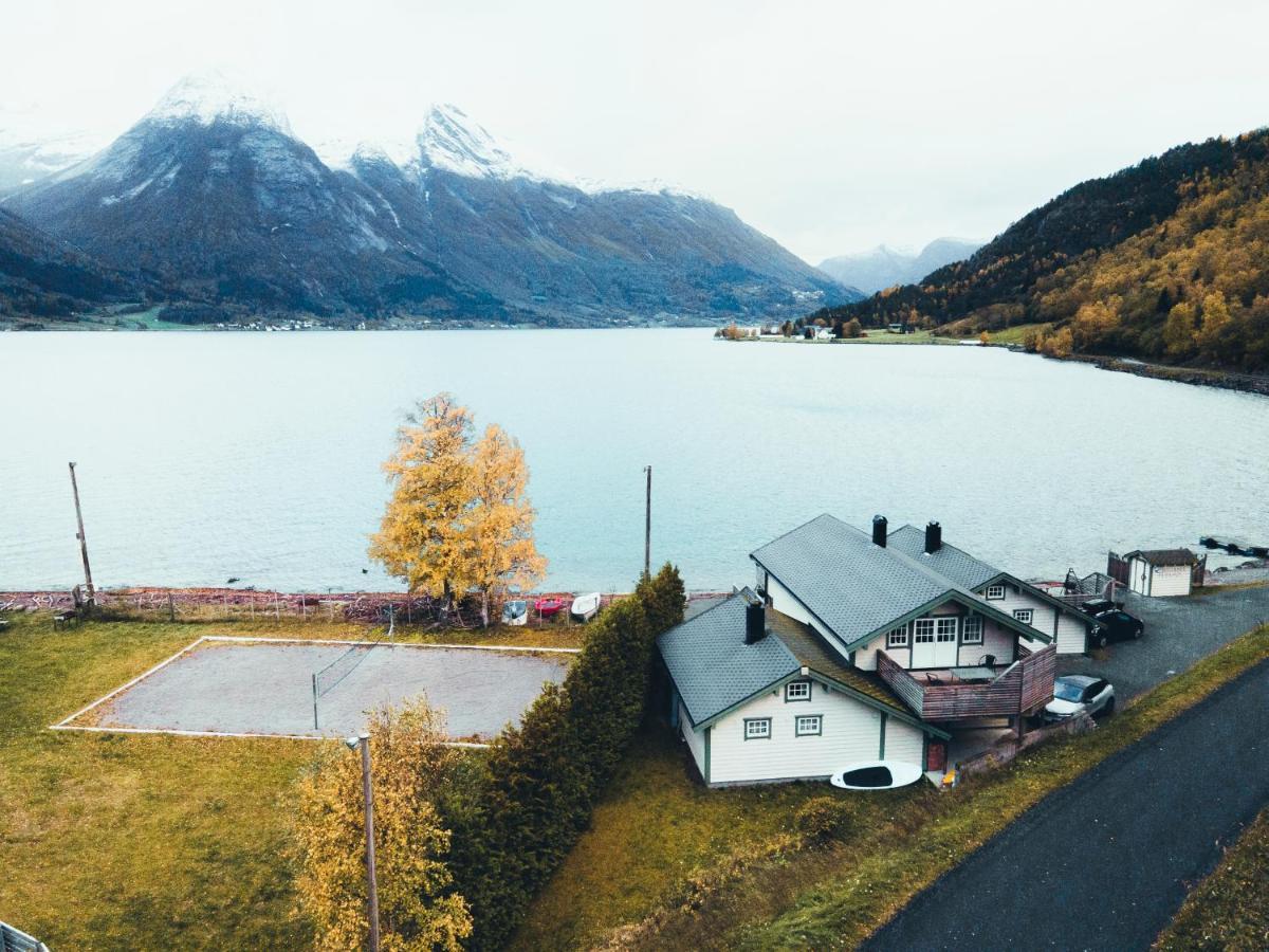 Vollsnes Feriehus Villa Hjelle Dış mekan fotoğraf